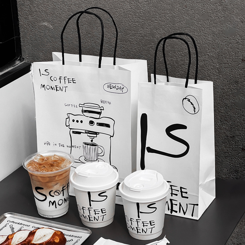 門市用紙杯與餐飲包裝展示